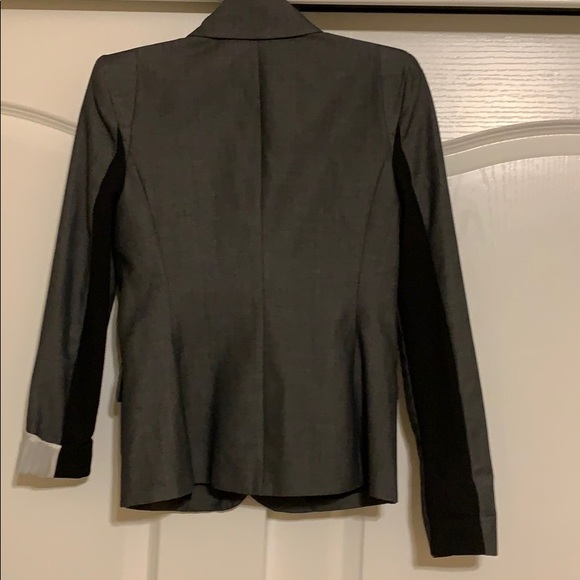 Blazer - Picture 5 of 8